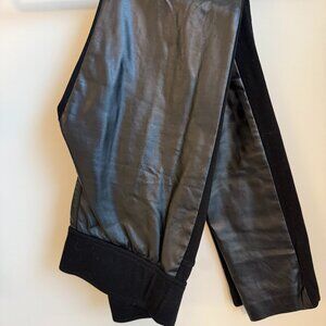 Club Monaco Black Faux Leather Leggings Sz 2